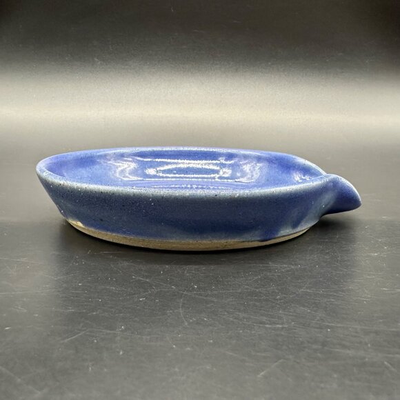 Art Pottery Spoon Rest Blue Round Kitchen Accessory Utensil Holder Stove Top - Picture 3 of 8